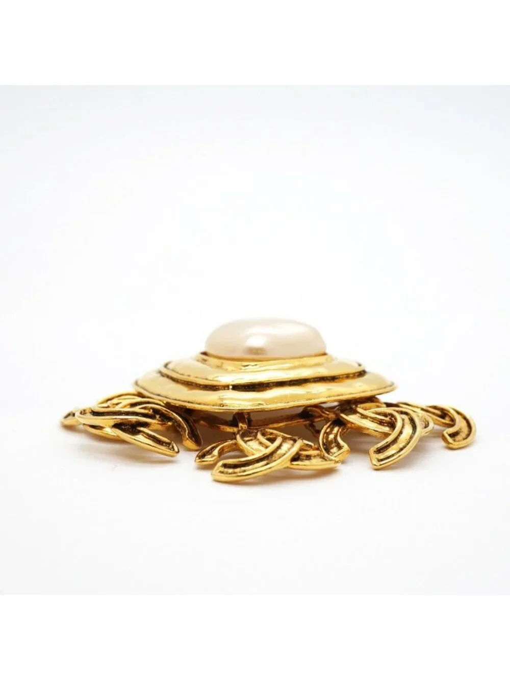 Chanel Brooch Vintage CC Logo Gold Plated Faux Pearl